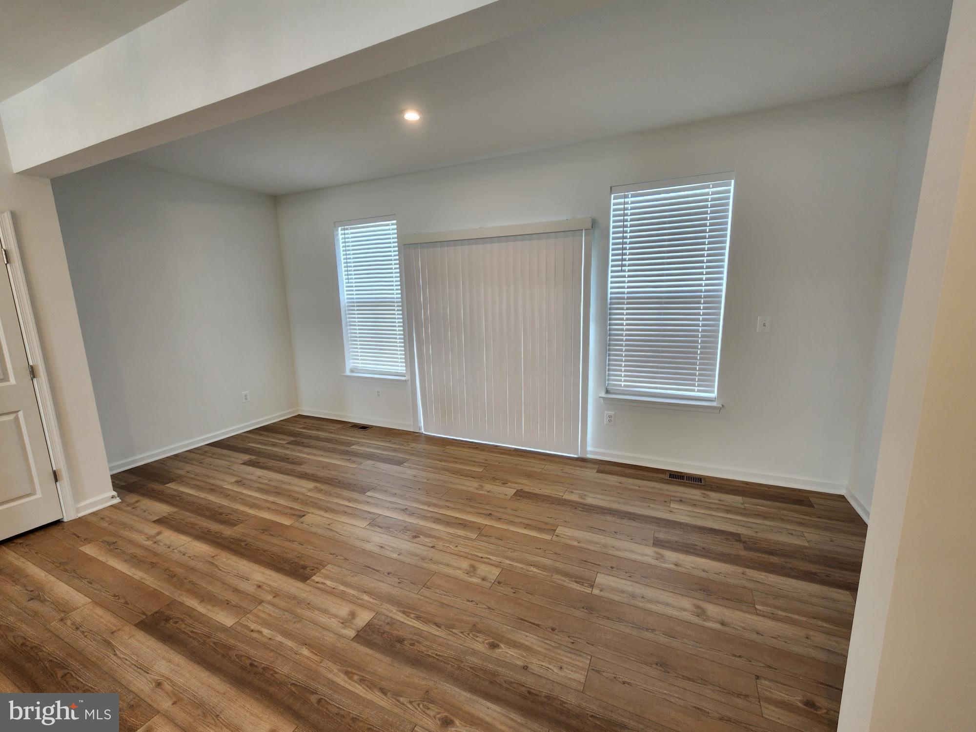 MARTINSBURG STATION - Residential Lease