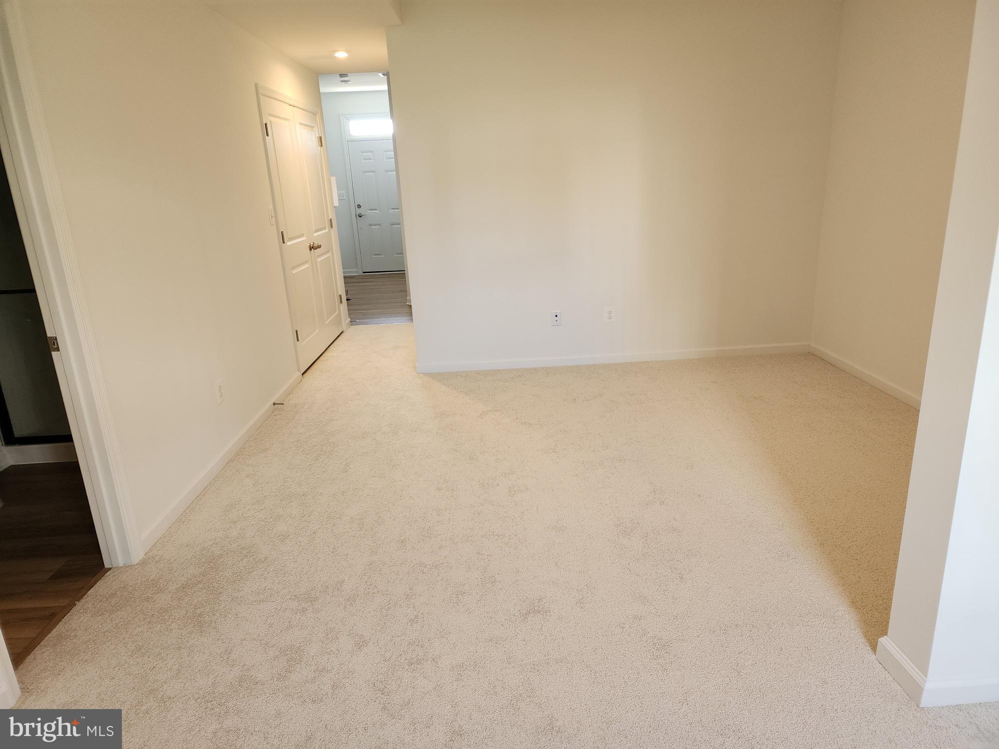 MARTINSBURG STATION - Residential Lease