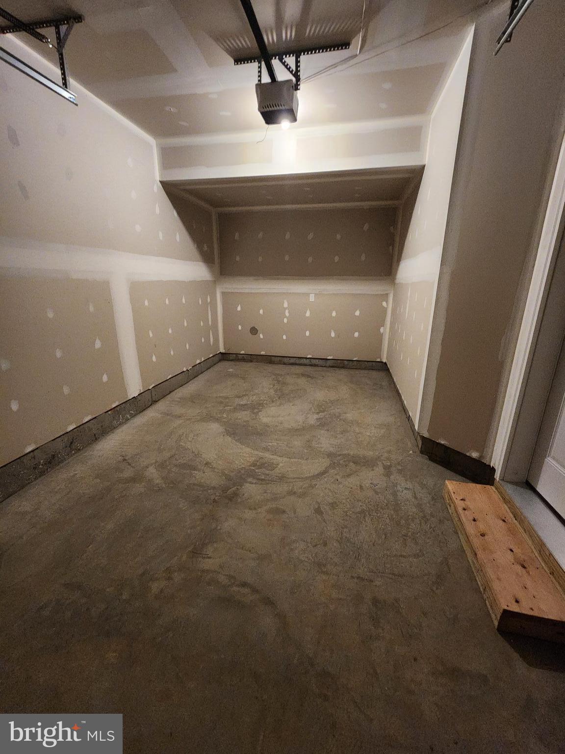 MARTINSBURG STATION - Residential Lease