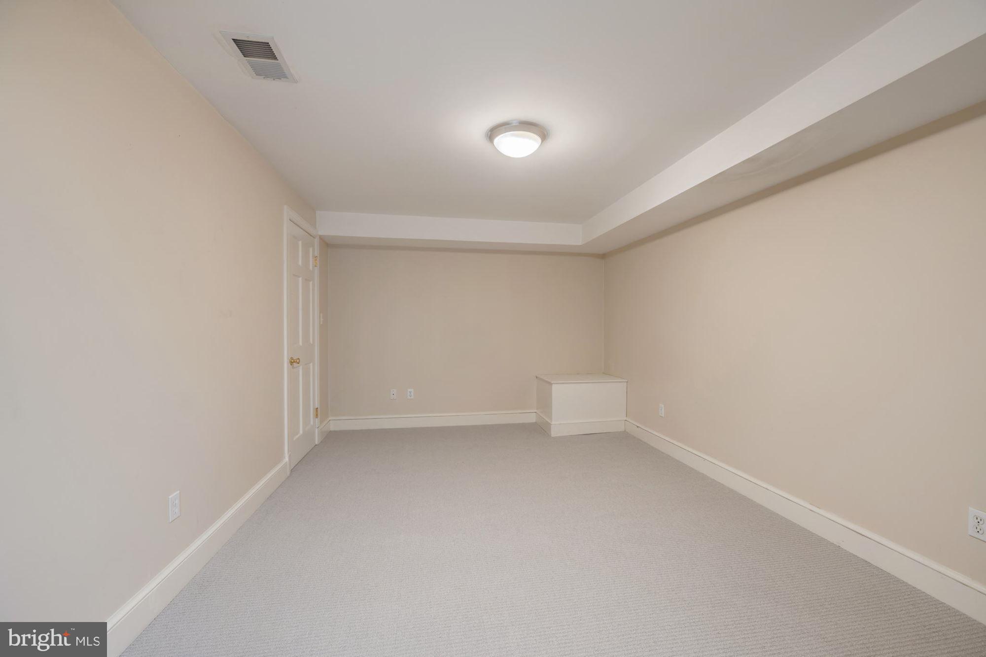 THE HAMLET - Residential