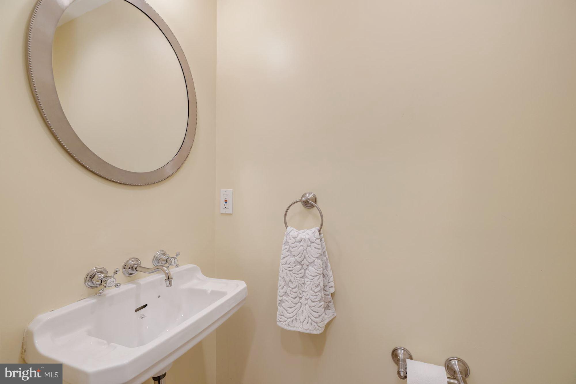 THE HAMLET - Residential