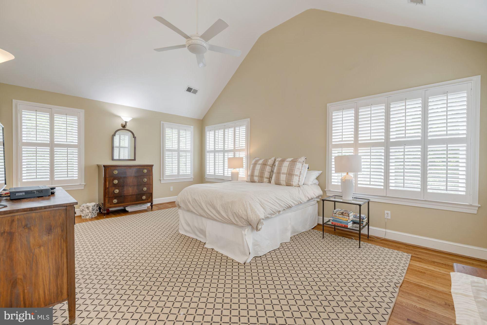 THE HAMLET - Residential