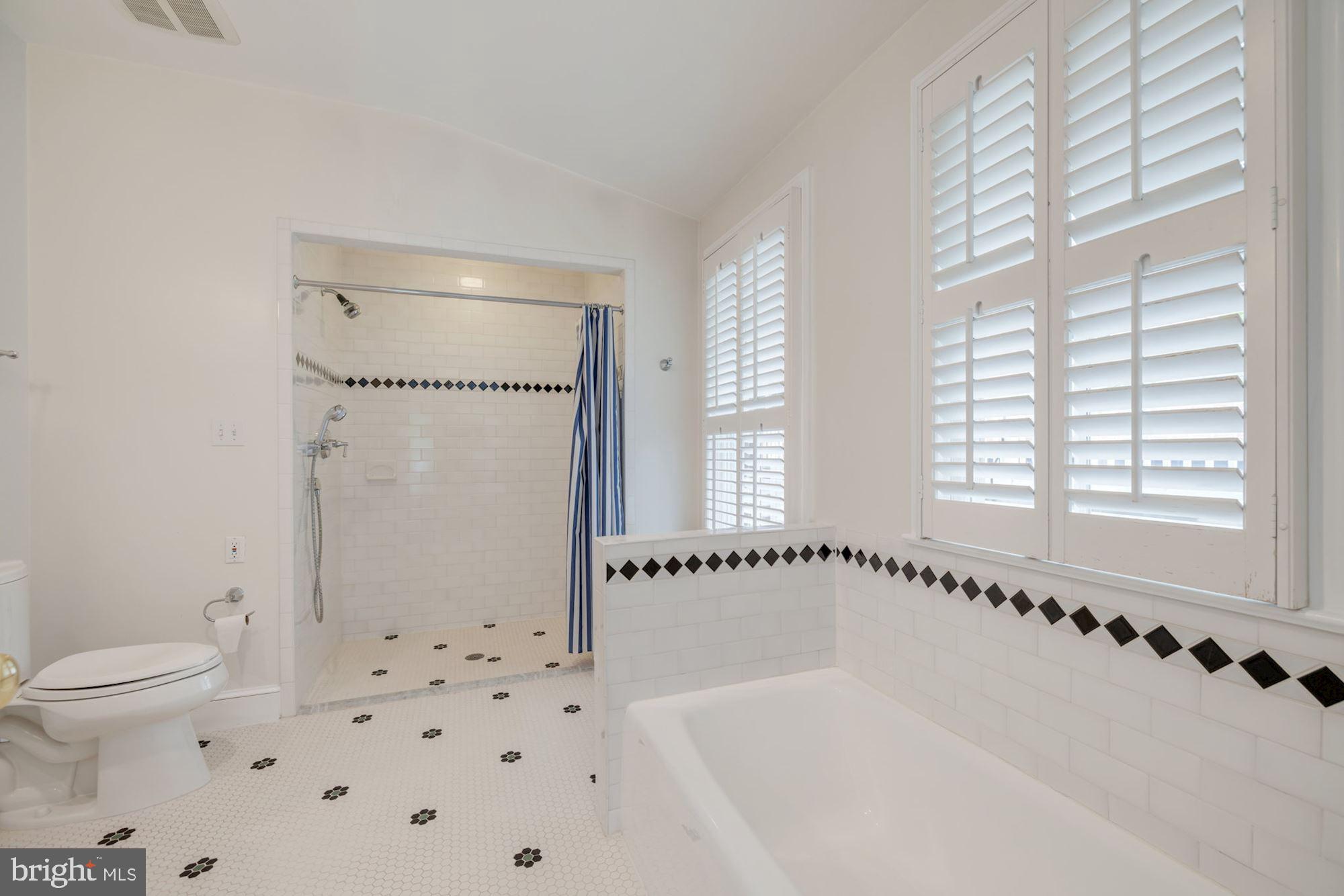 THE HAMLET - Residential