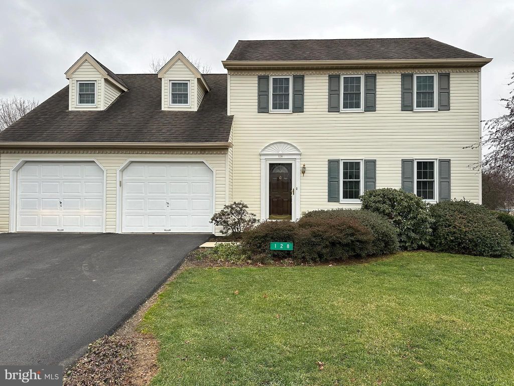 Photo of 128 Saddleback Drive, Marietta, PA 17547 (MLS # PALA2046406)