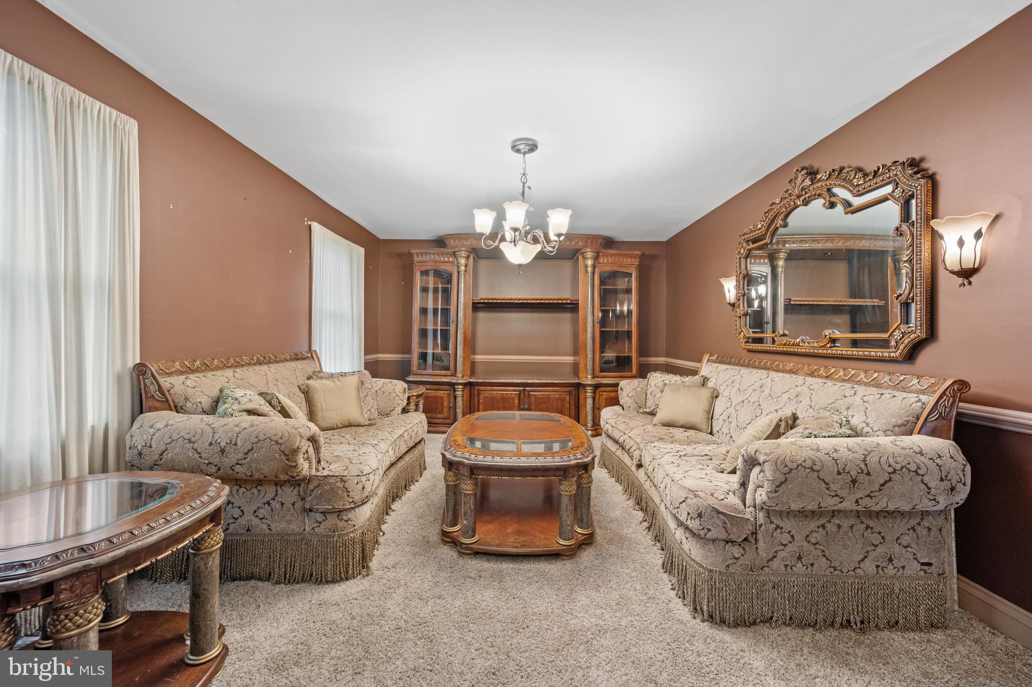 907 WHITE CLAY TERRACE