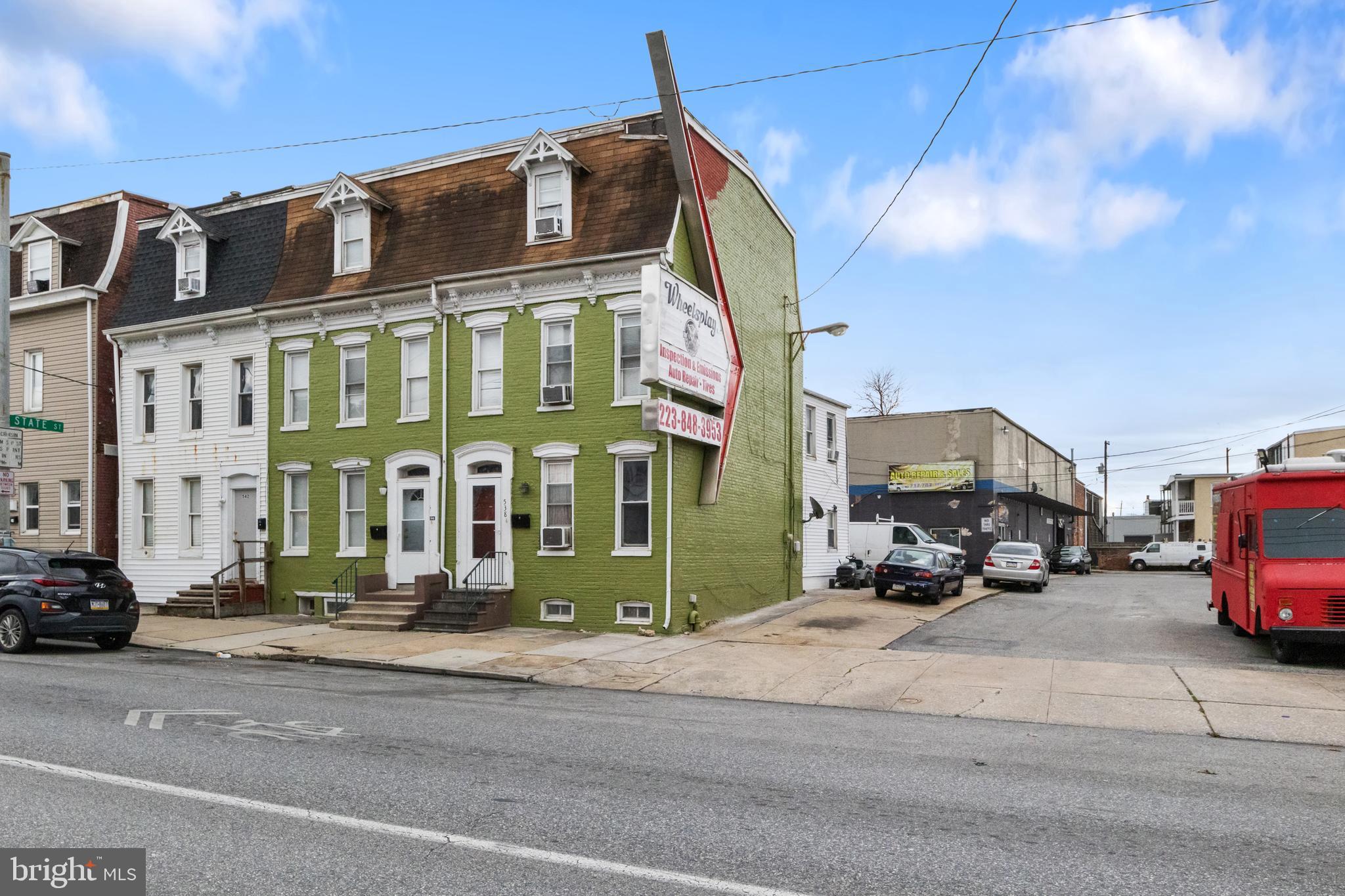 538-540 E MARKET STREET