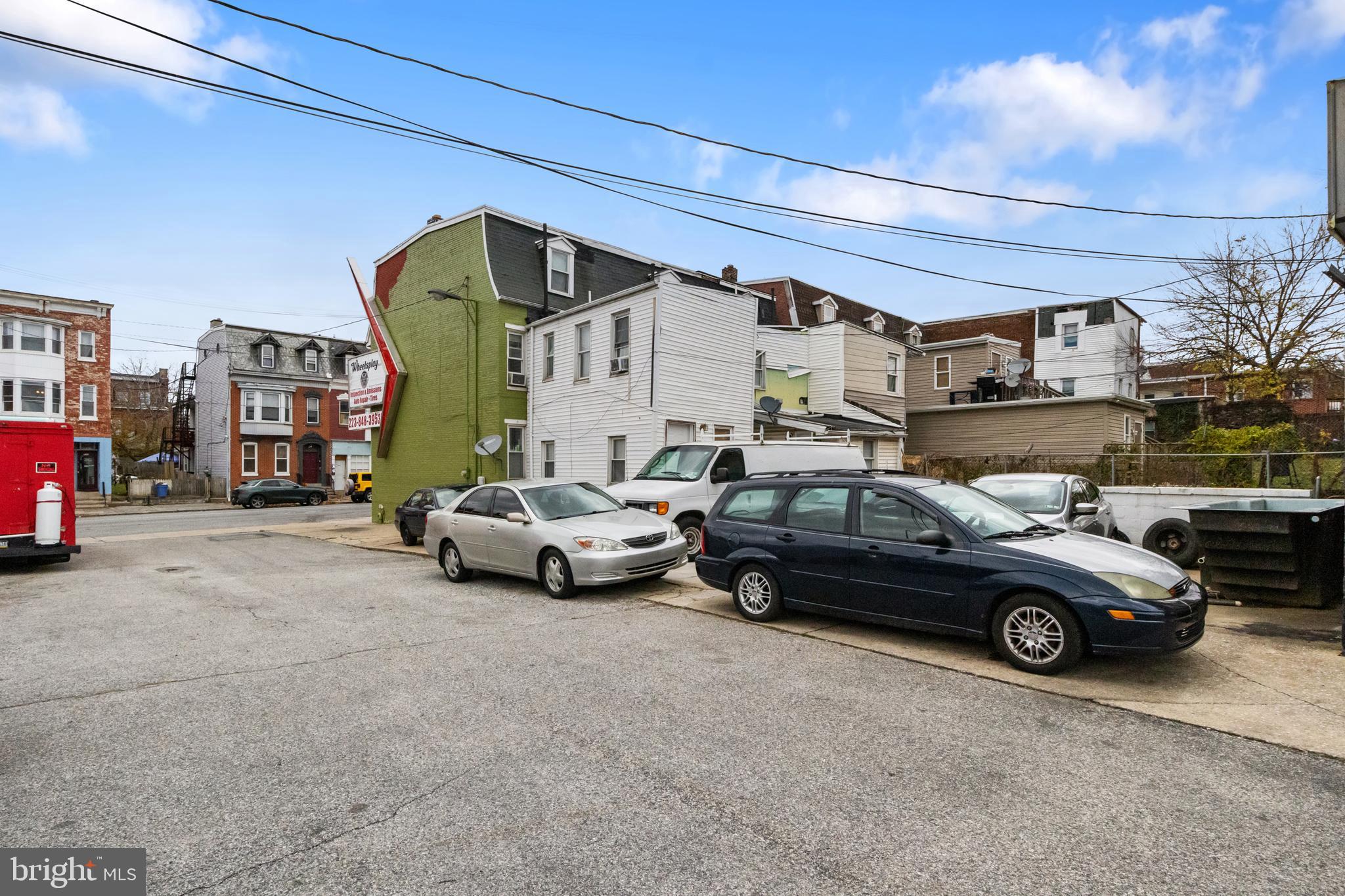 538-540 E MARKET STREET