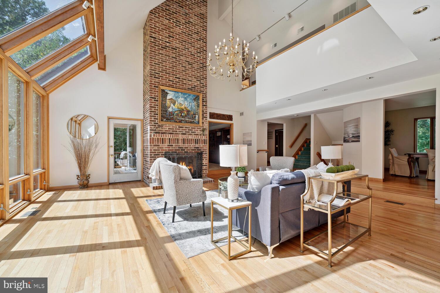 BROOKRIDGE MANOR - Residential