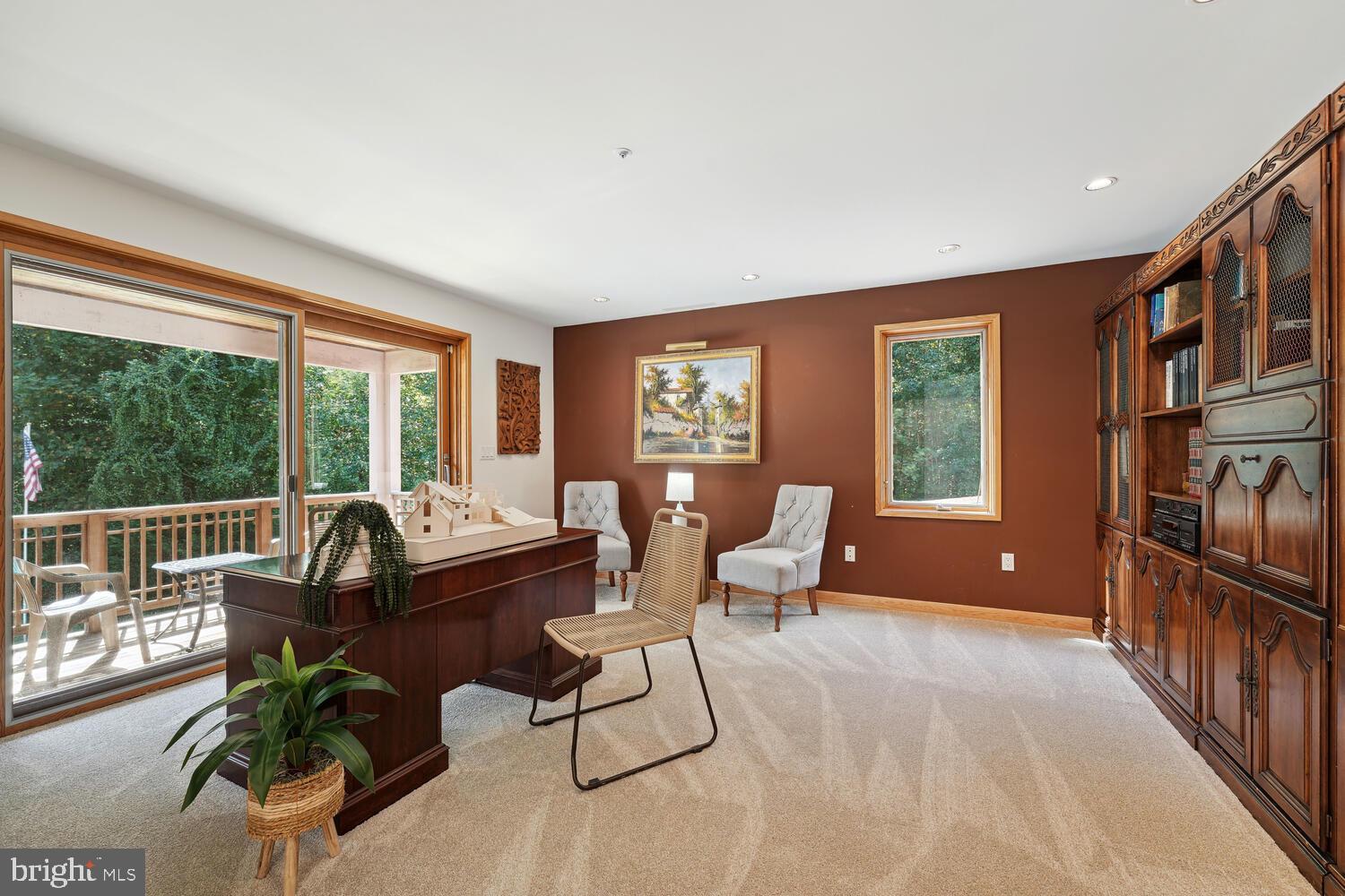 BROOKRIDGE MANOR - Residential