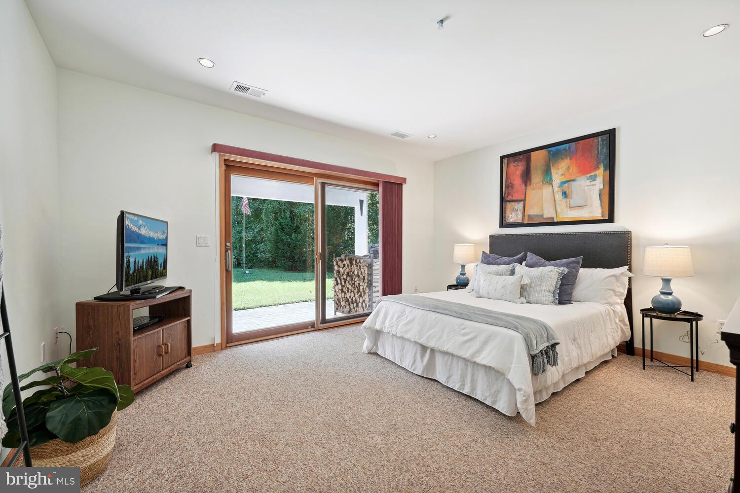 BROOKRIDGE MANOR - Residential