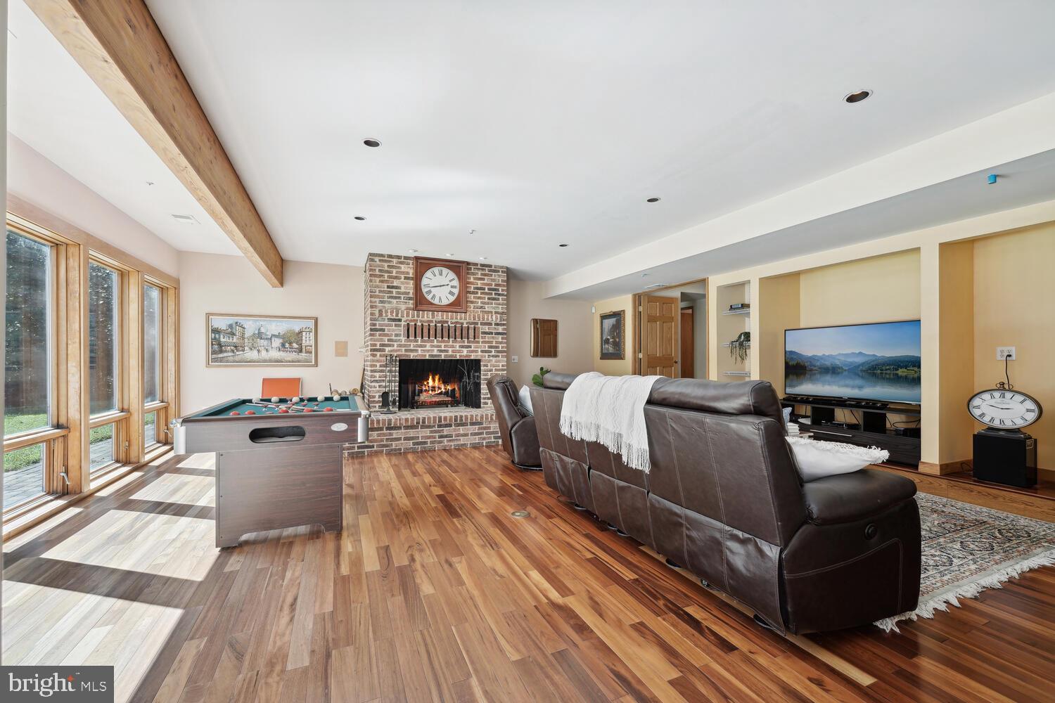 BROOKRIDGE MANOR - Residential