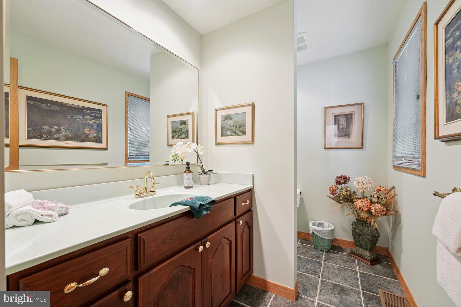 BROOKRIDGE MANOR - Residential