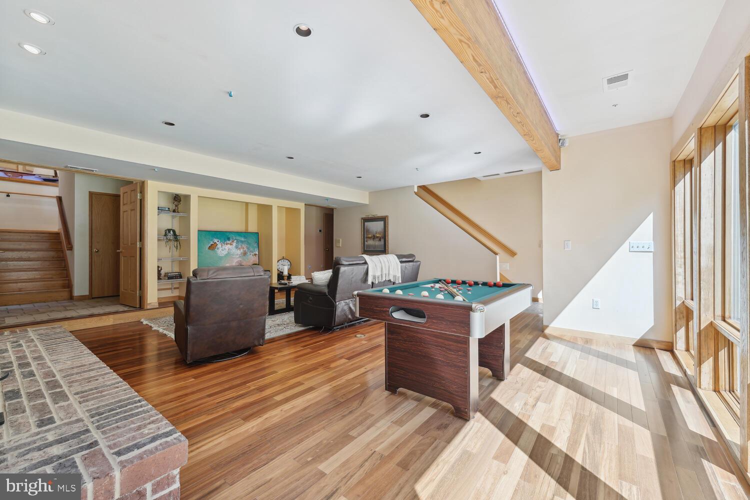 BROOKRIDGE MANOR - Residential