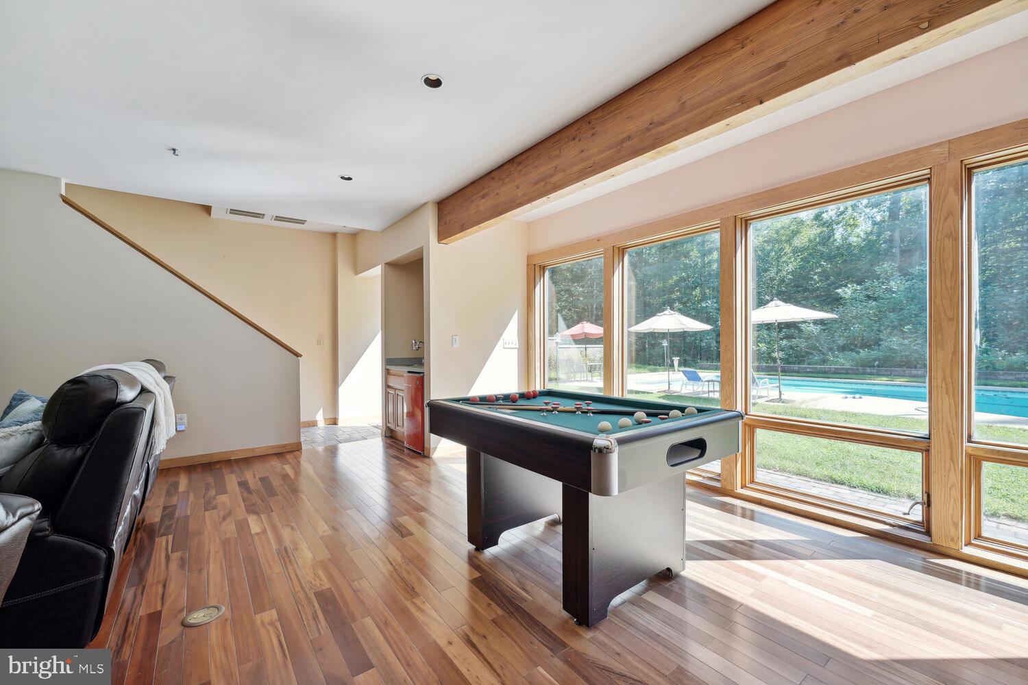 BROOKRIDGE MANOR - Residential