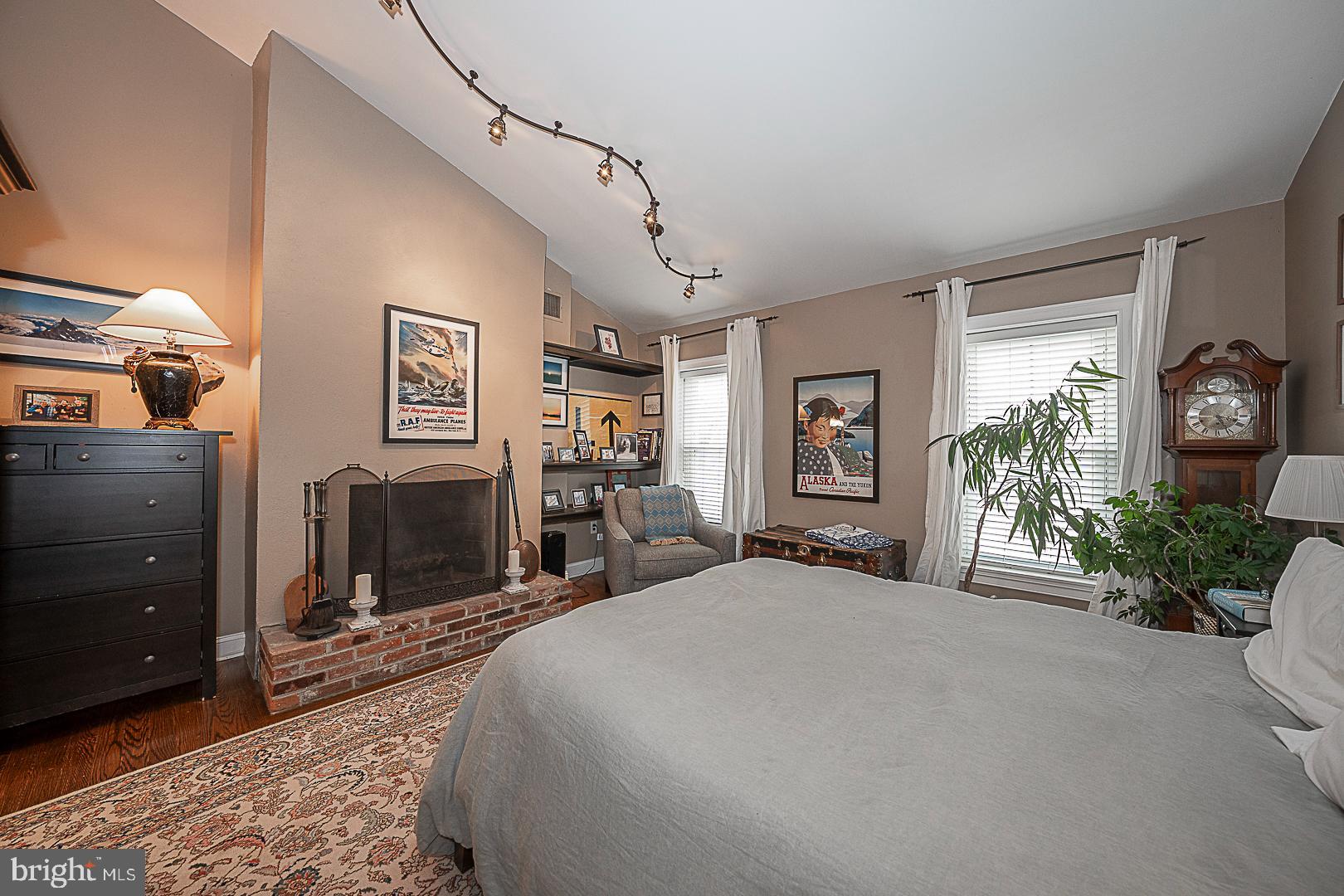 ART MUSEUM AREA - Residential