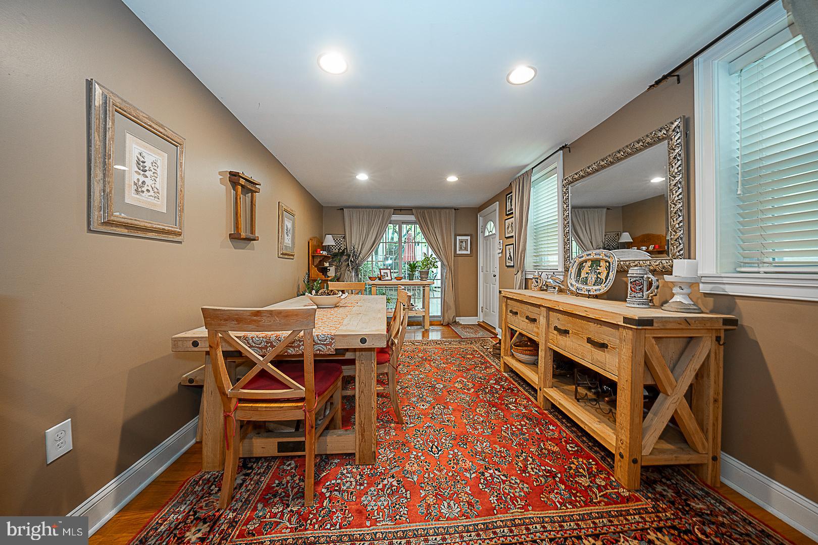 ART MUSEUM AREA - Residential