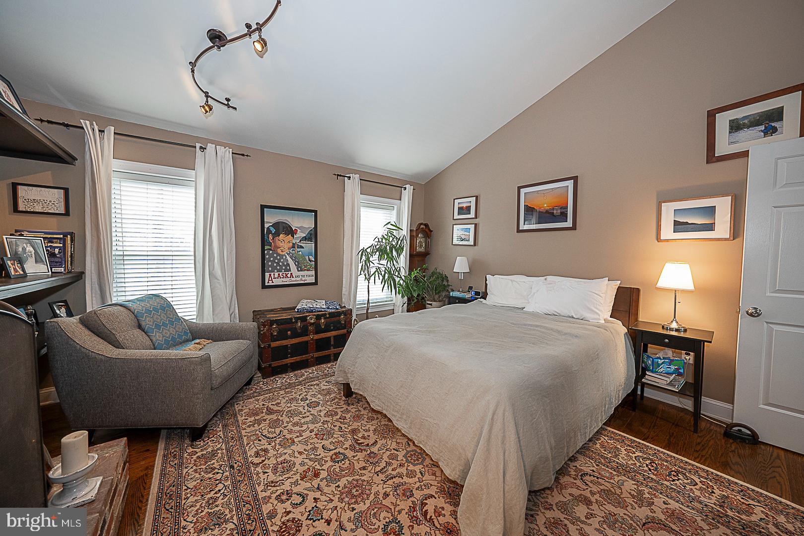 ART MUSEUM AREA - Residential