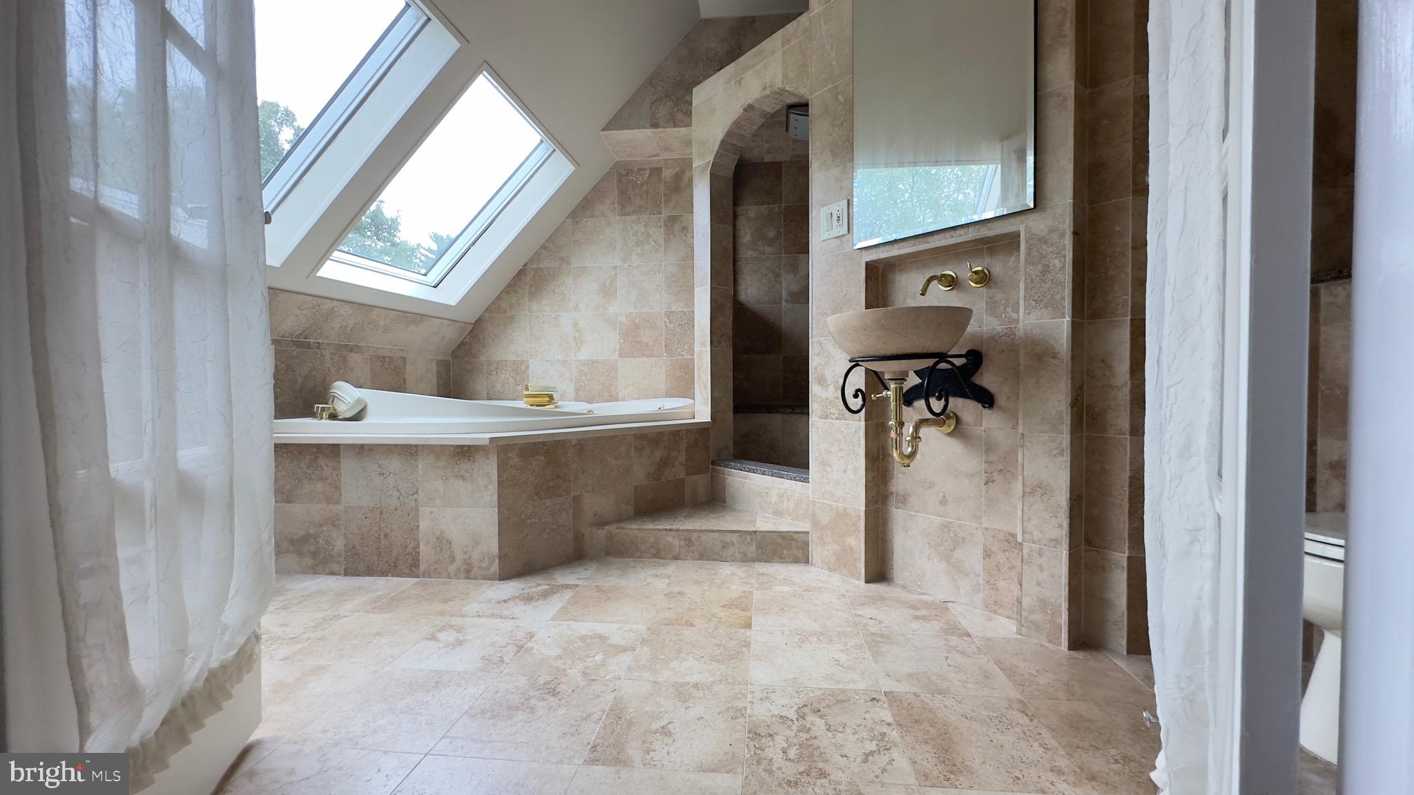 GULPH MILLS VIL - Residential Lease