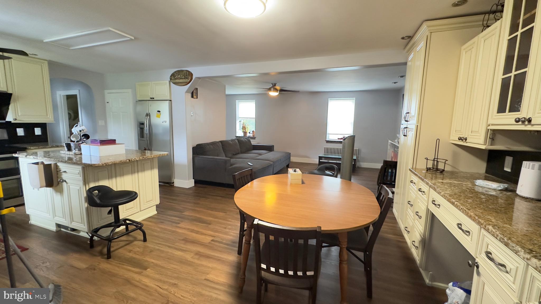 GULPH MILLS VIL - Residential Lease