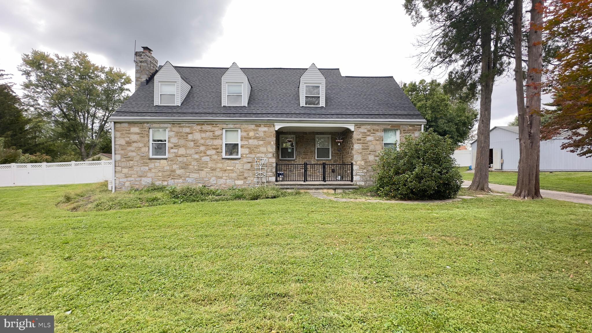 GULPH MILLS VIL - Residential Lease