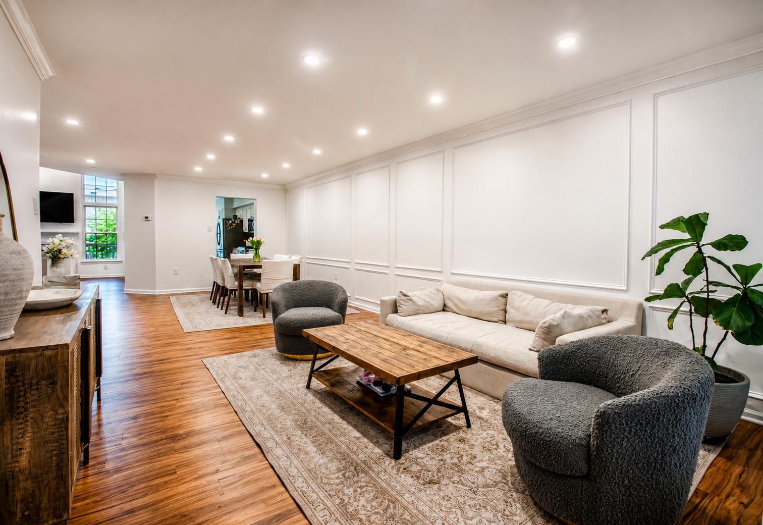 WARRINGTON HUNT - Residential