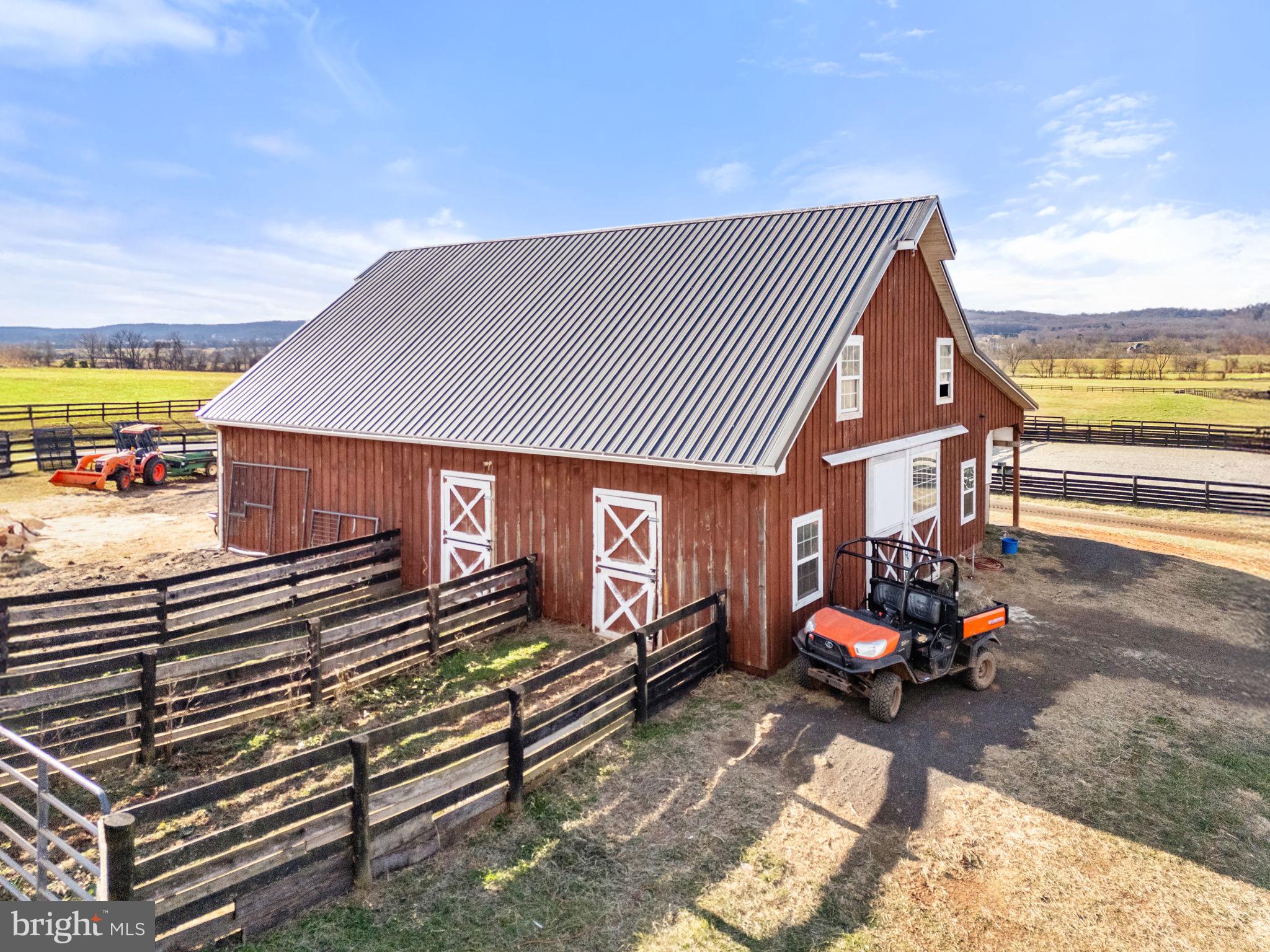LEE'S CROSSING - Residential