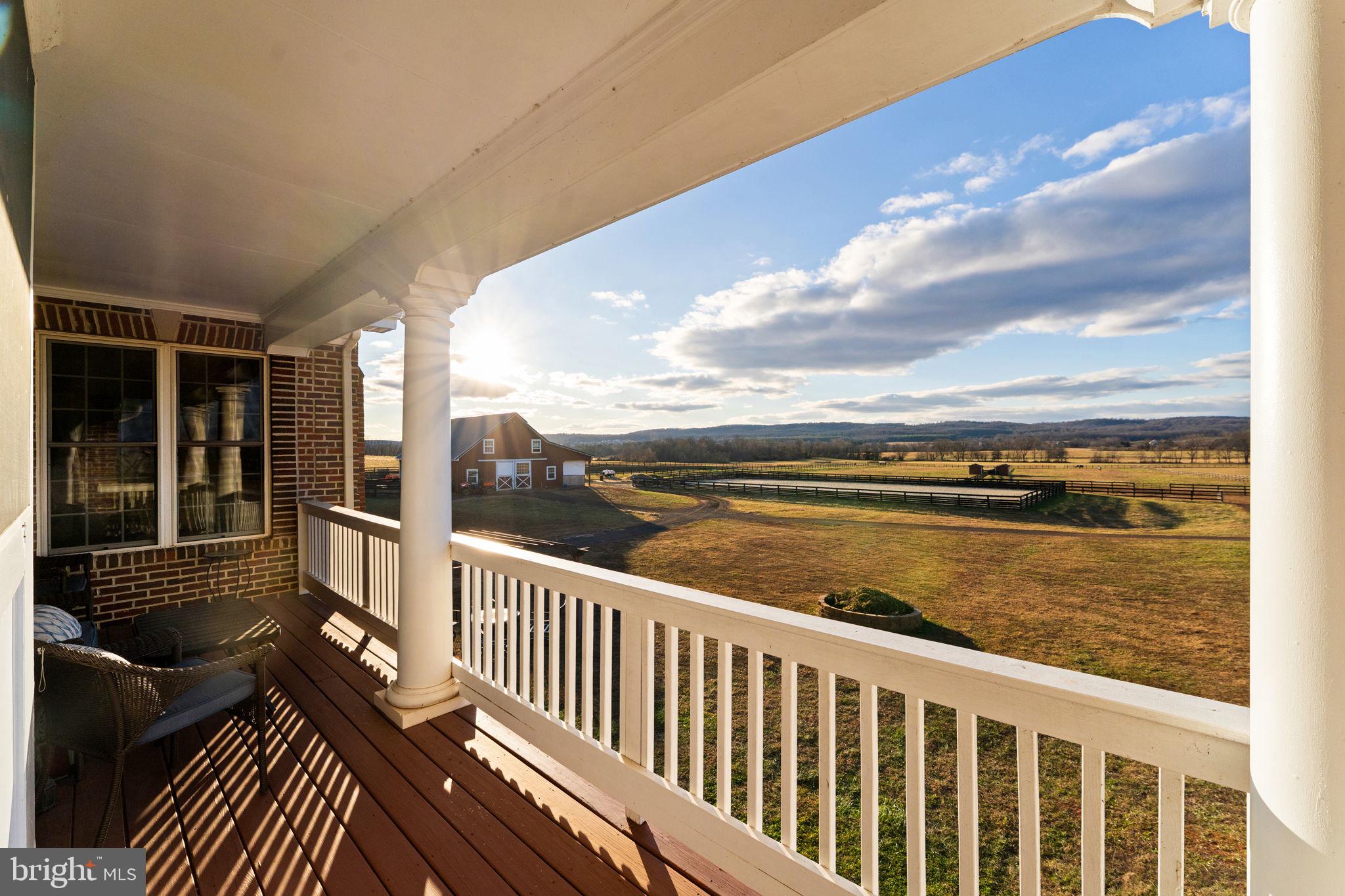 LEE'S CROSSING - Residential