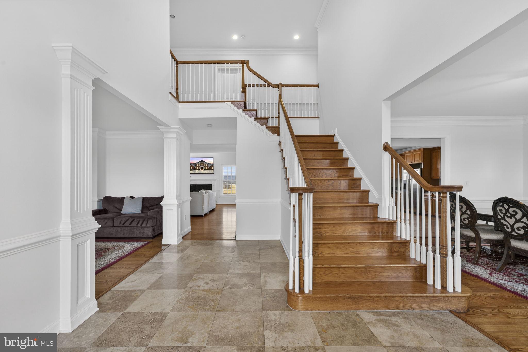 LEE'S CROSSING - Residential