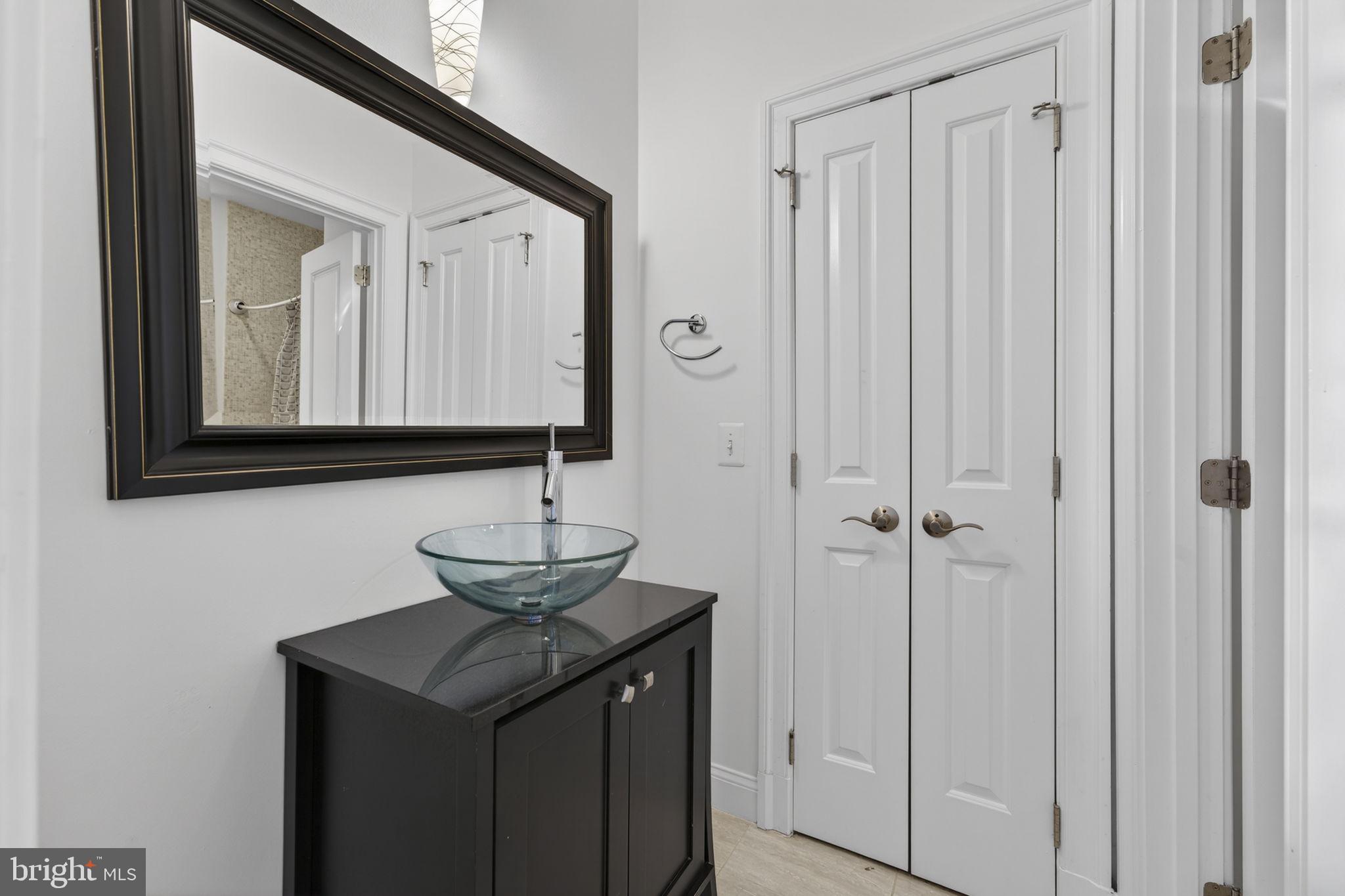 LEE'S CROSSING - Residential