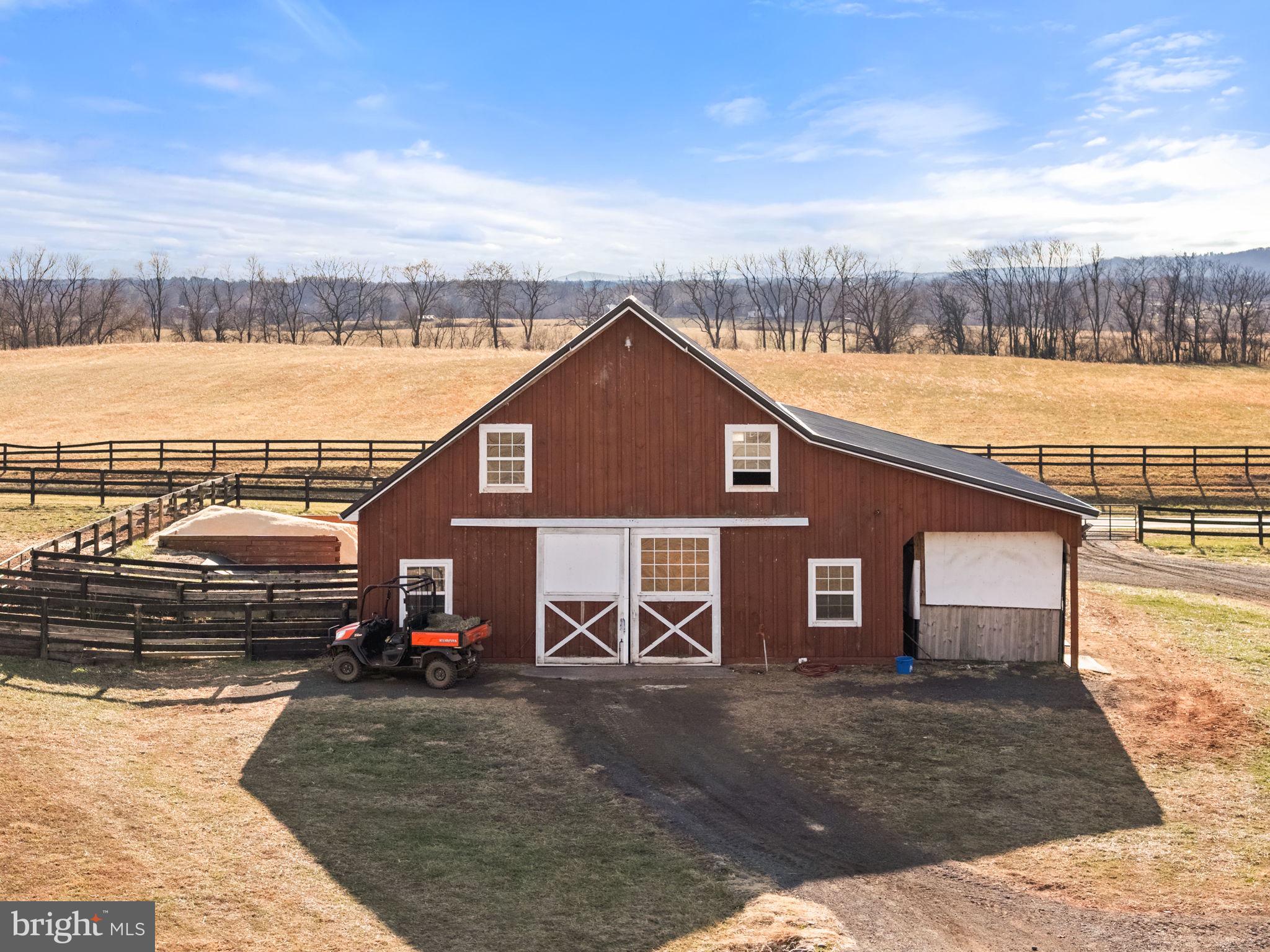 LEE'S CROSSING - Residential