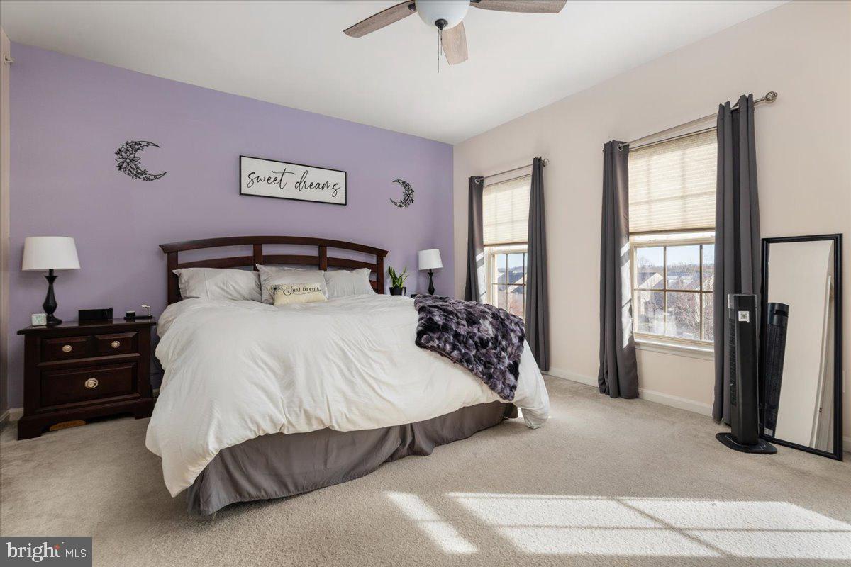 MADISON CRESCENT - Residential