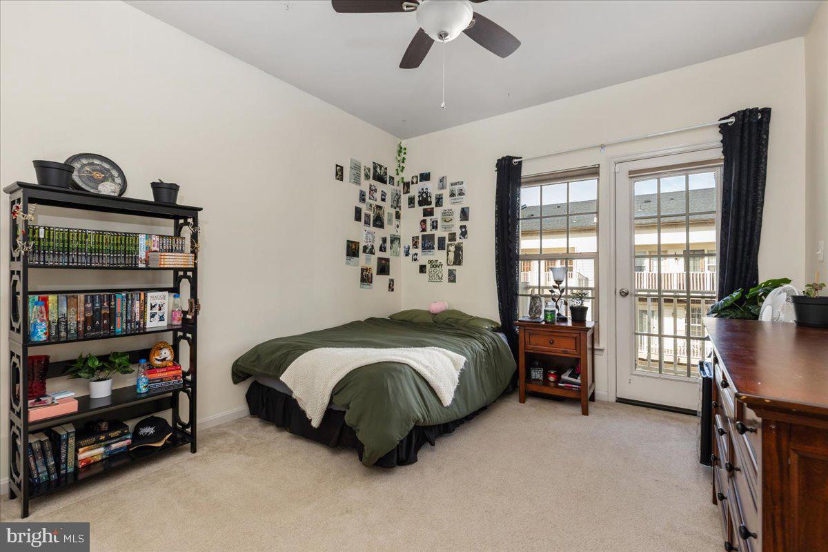 MADISON CRESCENT - Residential