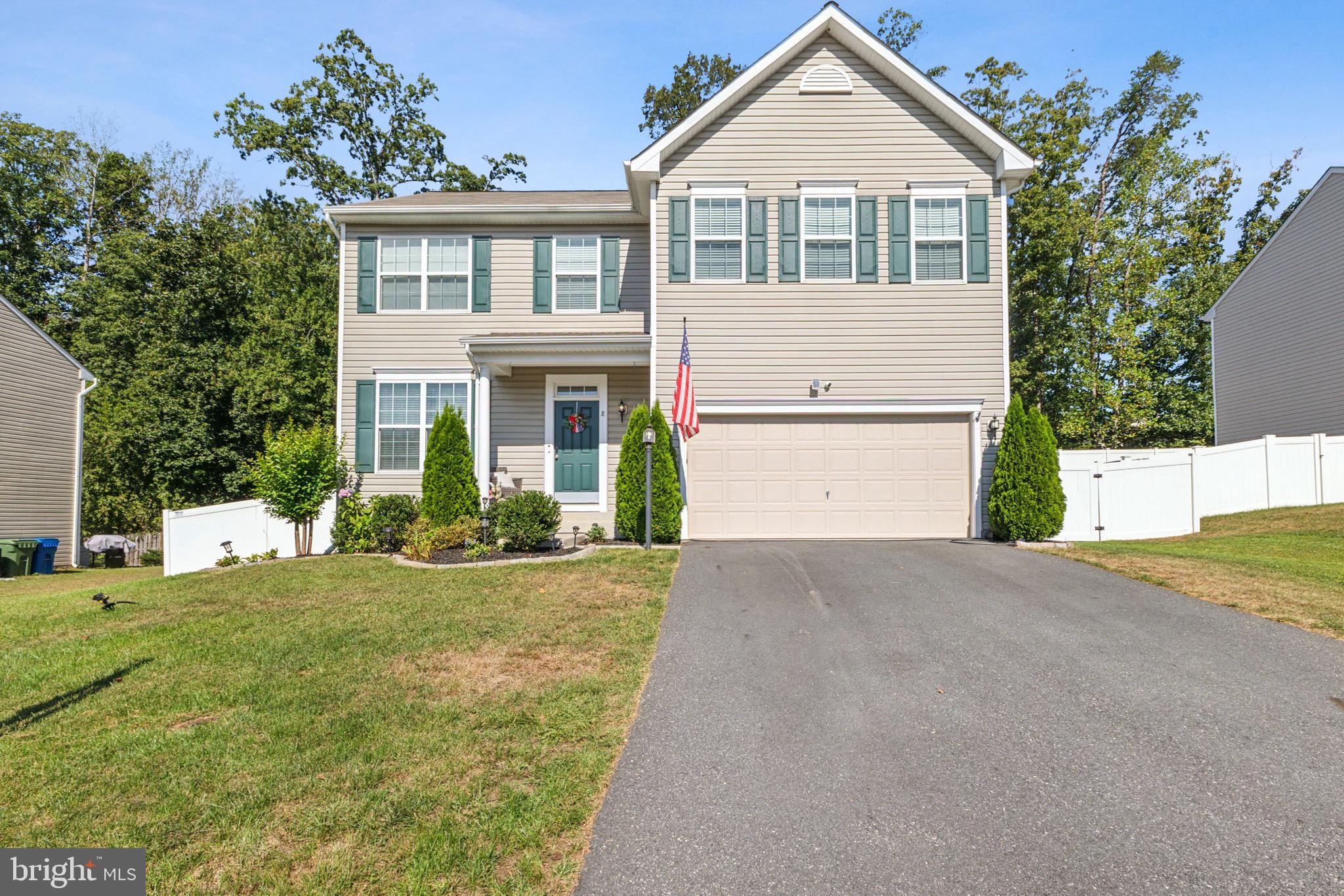 8 WORSHAM LANE