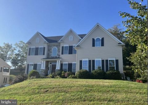 1212 REVERE DRIVE CHALFONT PA 18914