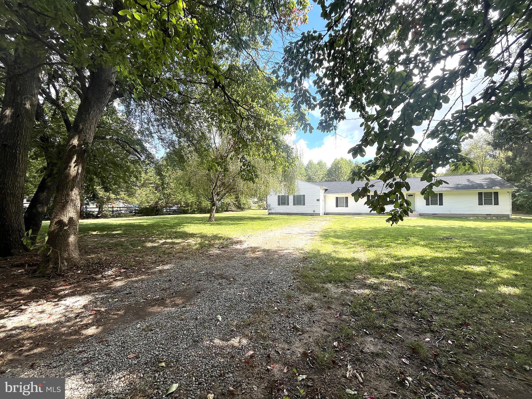 107 WHITBY LANE