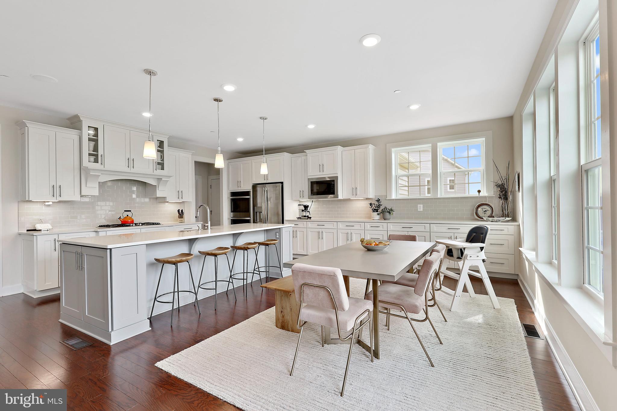 THE ESTATES AT MILL CREEK - Residential