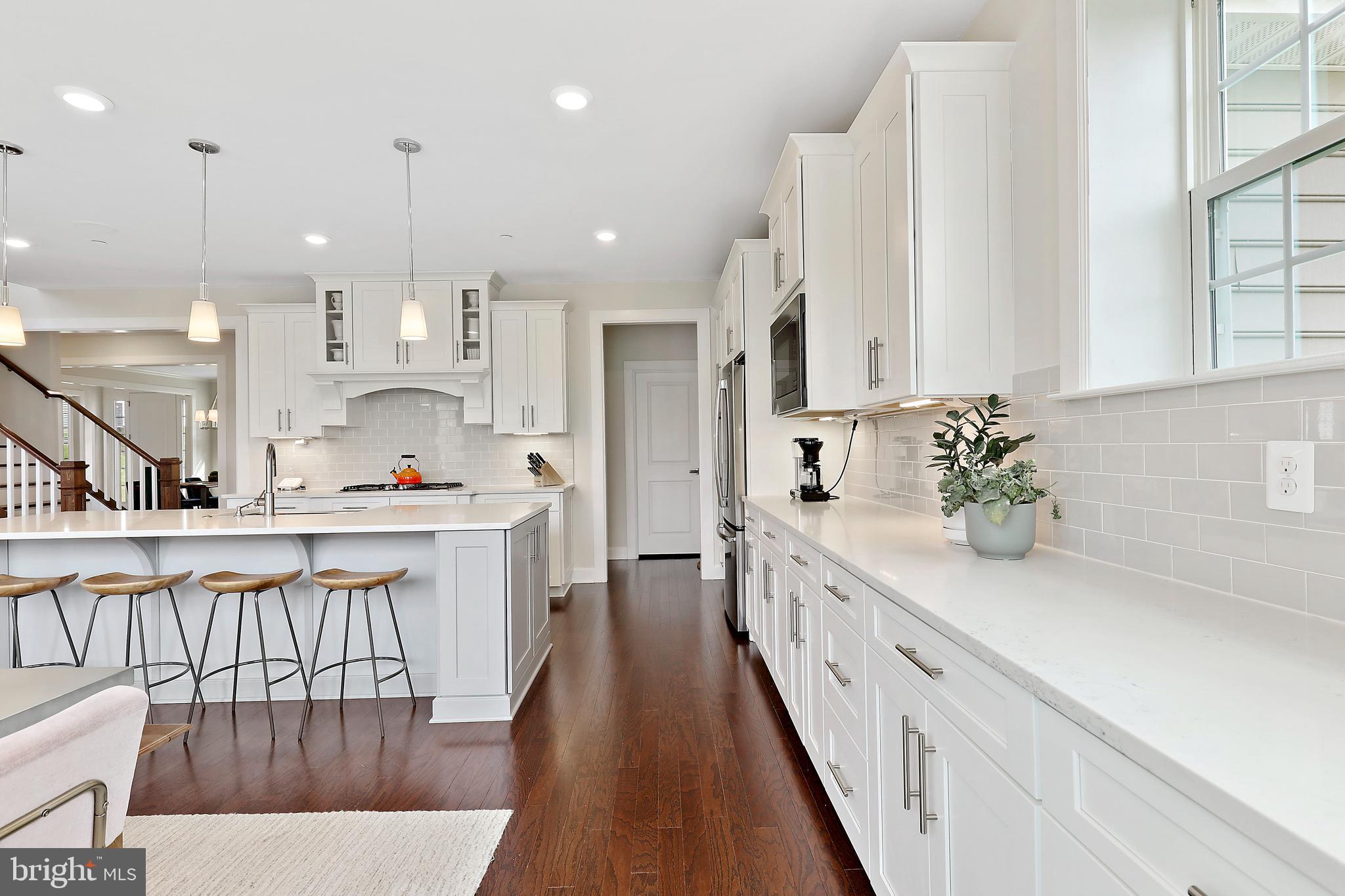 THE ESTATES AT MILL CREEK - Residential