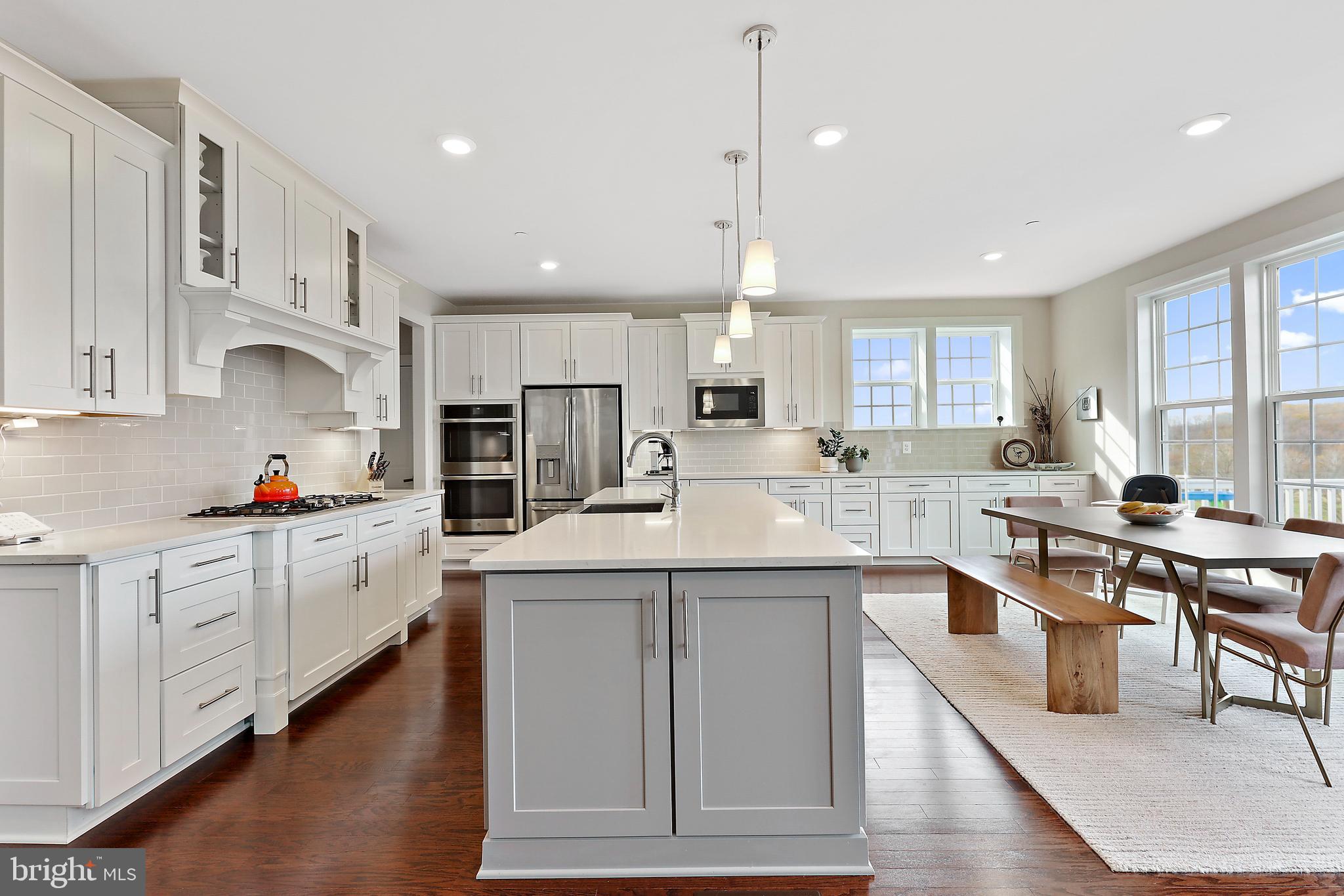 THE ESTATES AT MILL CREEK - Residential