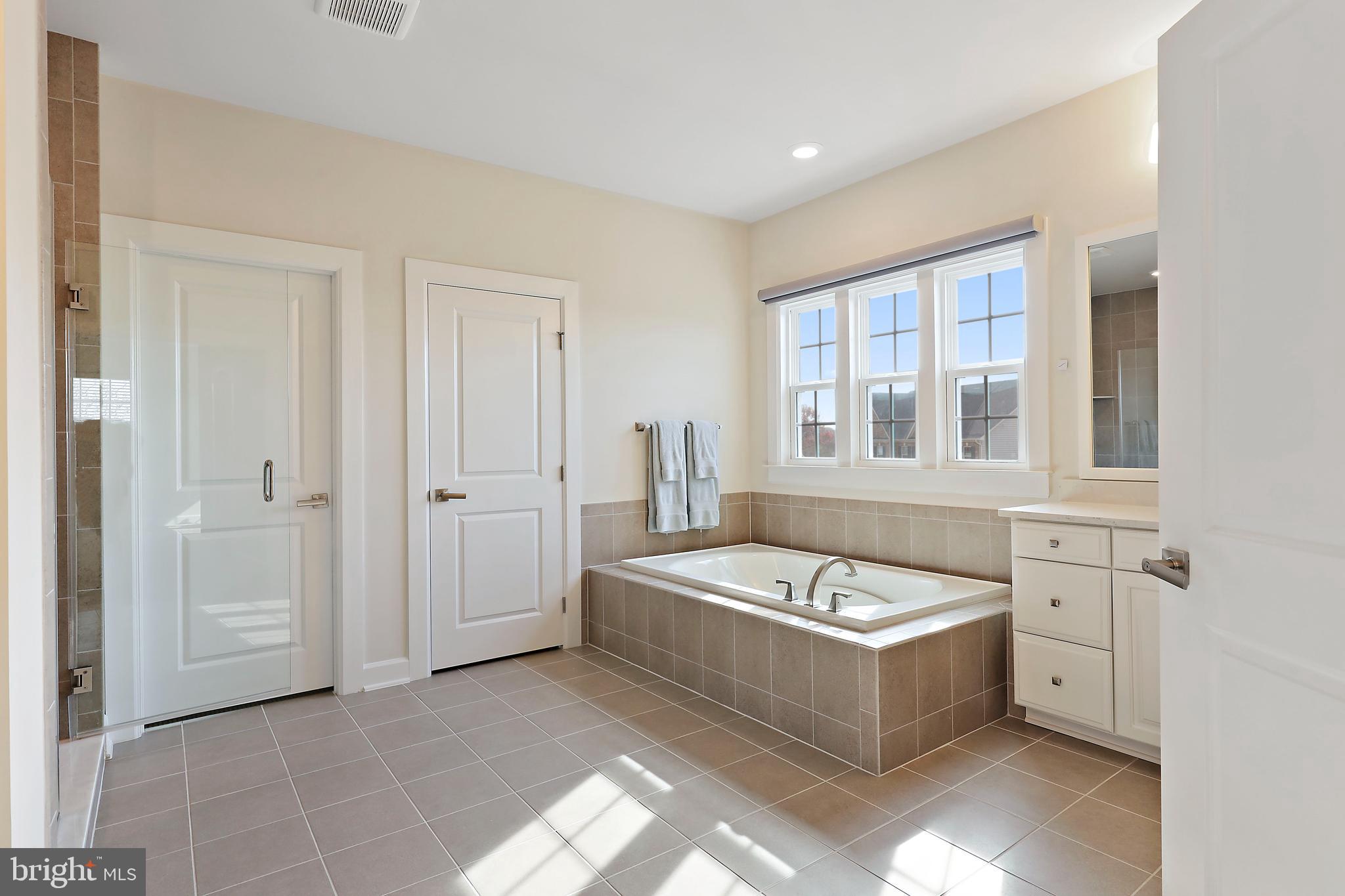 THE ESTATES AT MILL CREEK - Residential