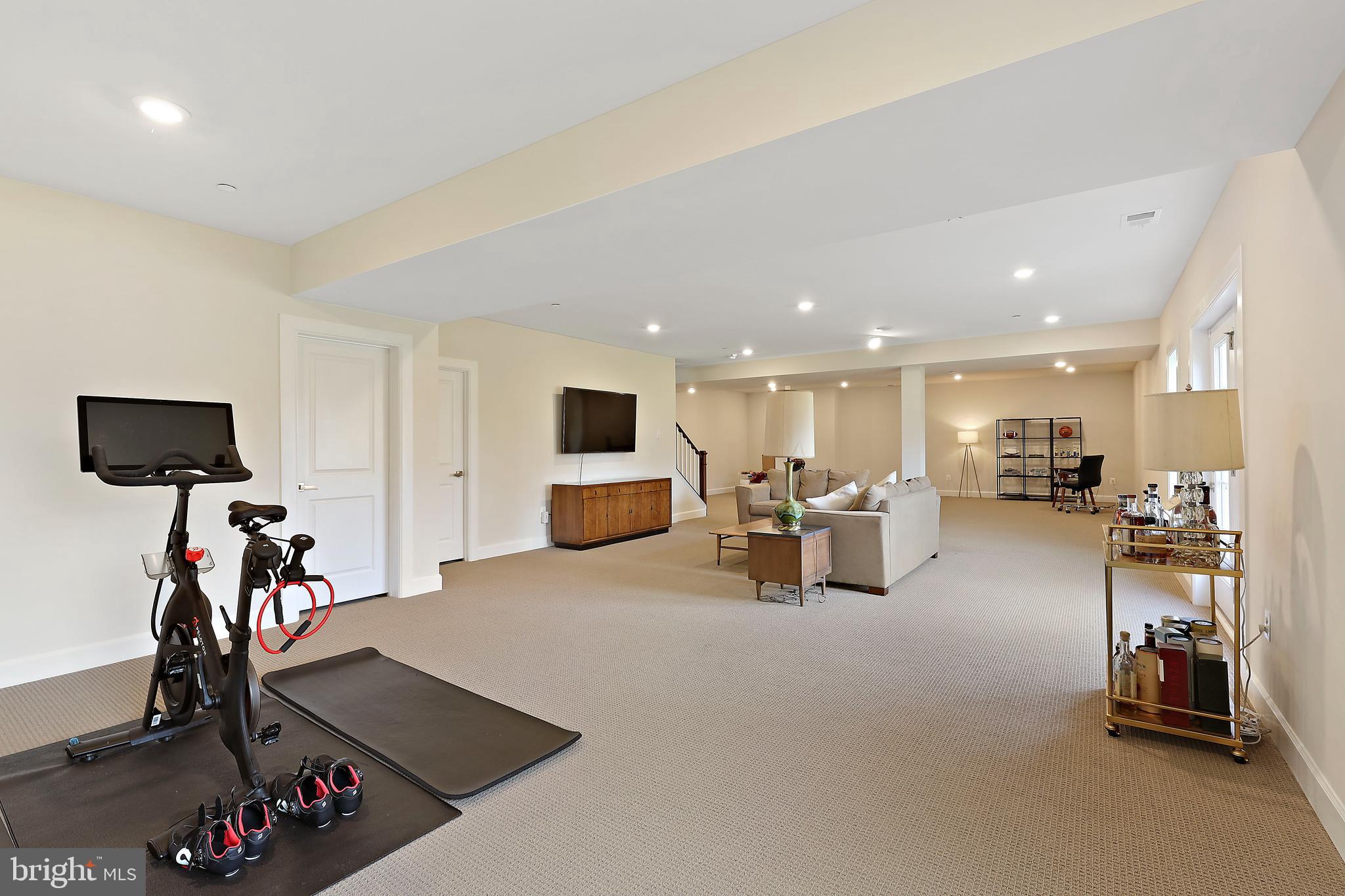 THE ESTATES AT MILL CREEK - Residential