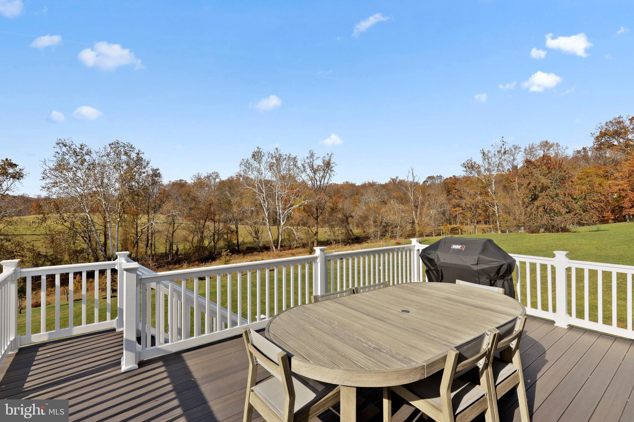 THE ESTATES AT MILL CREEK - Residential