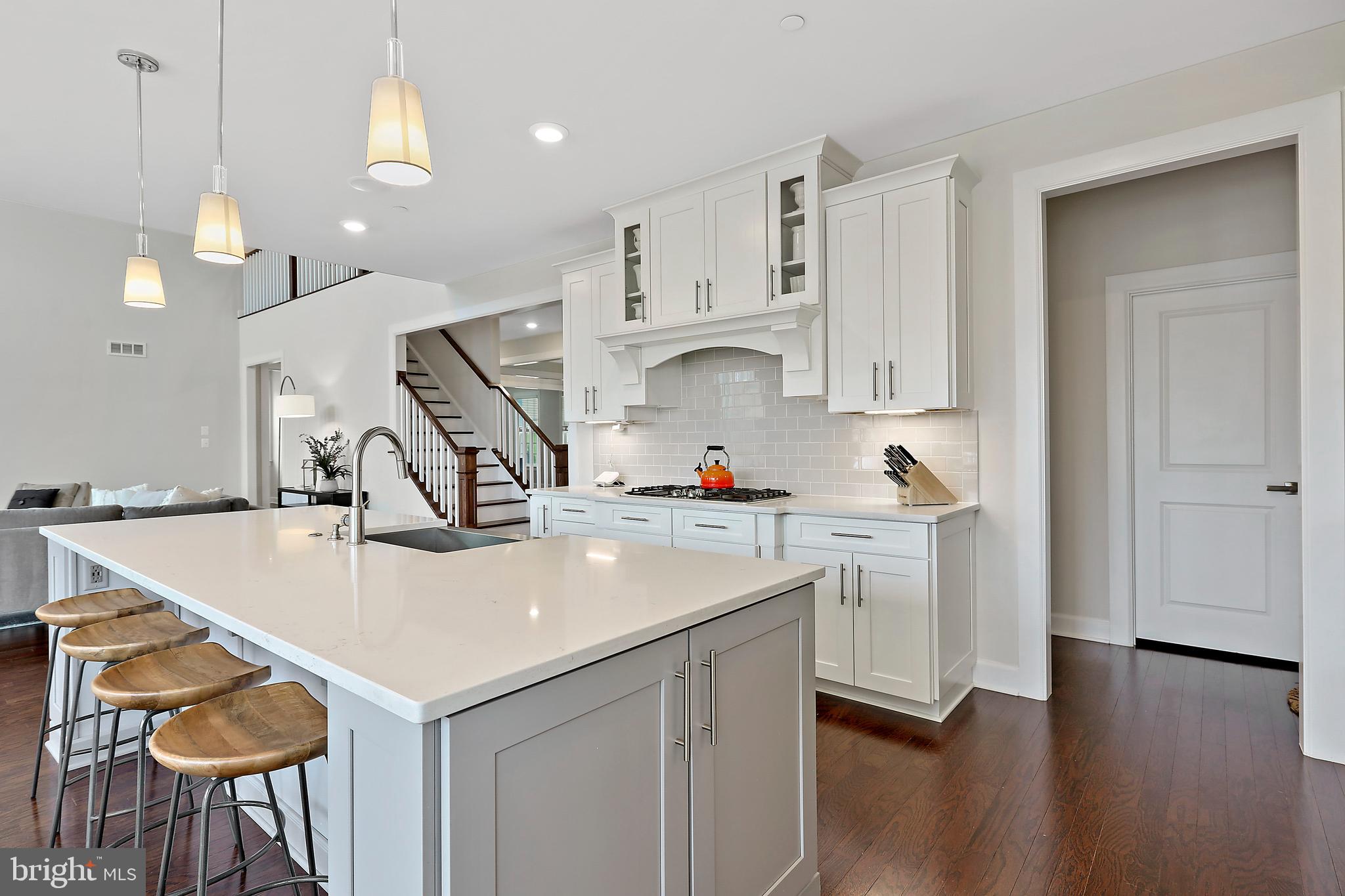 THE ESTATES AT MILL CREEK - Residential