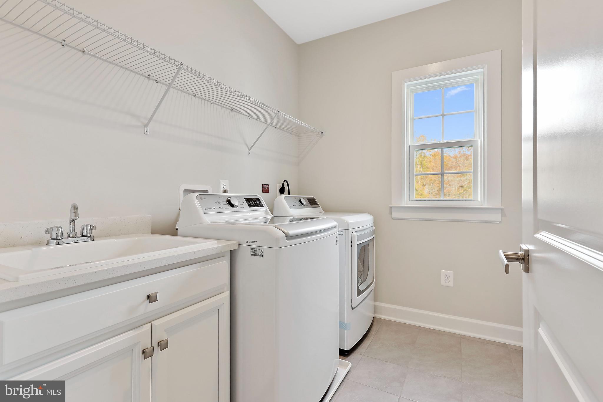 THE ESTATES AT MILL CREEK - Residential