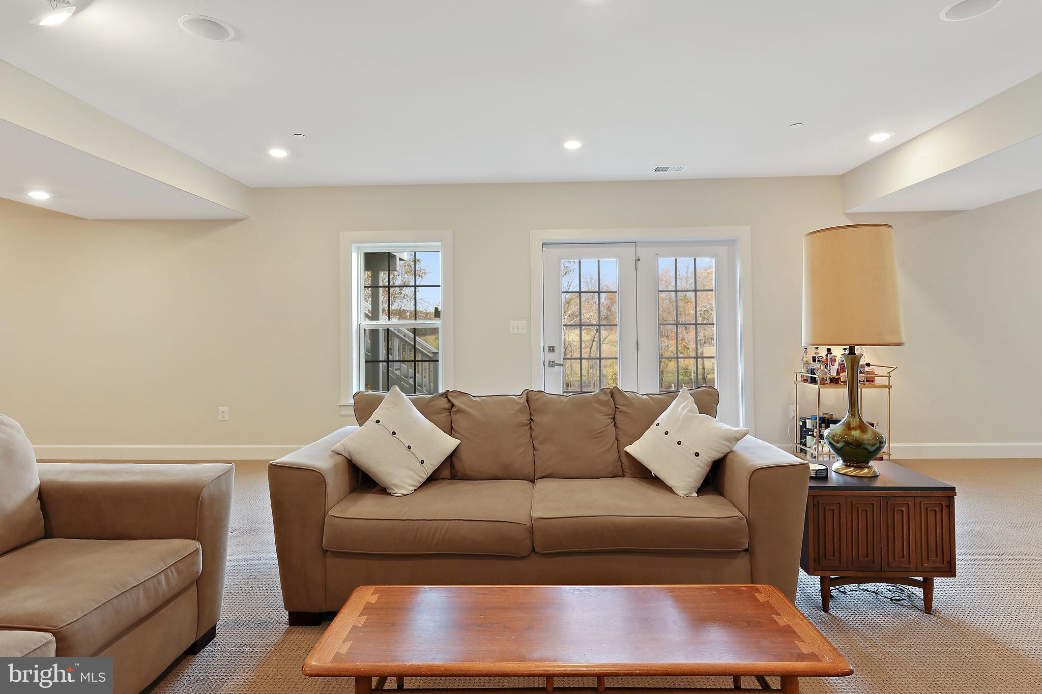 THE ESTATES AT MILL CREEK - Residential