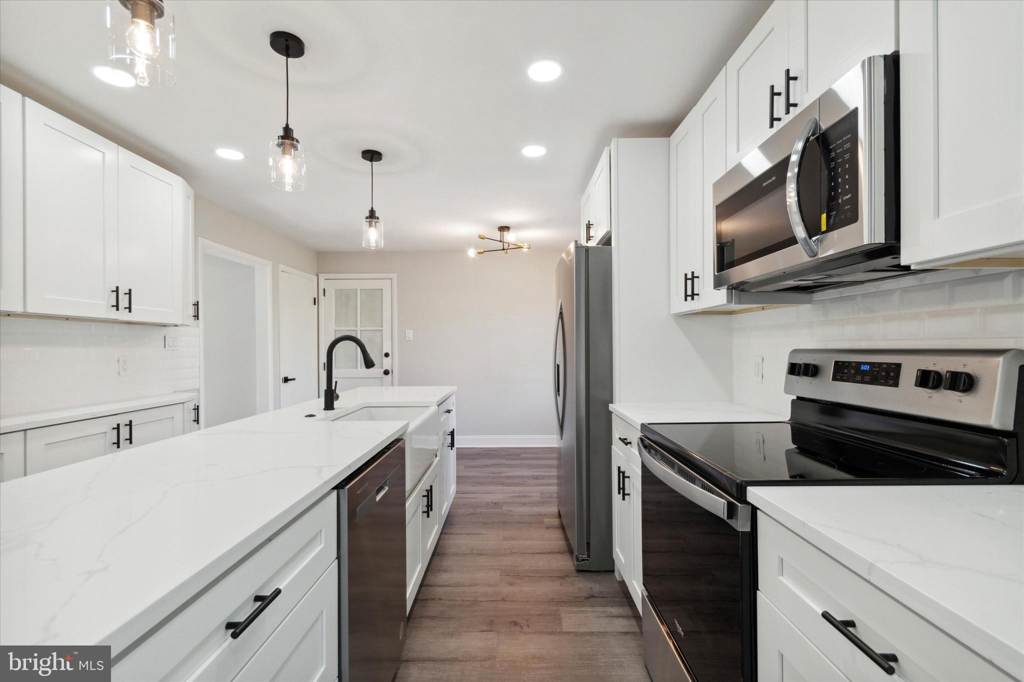 NEWTOWN HGTS - Residential