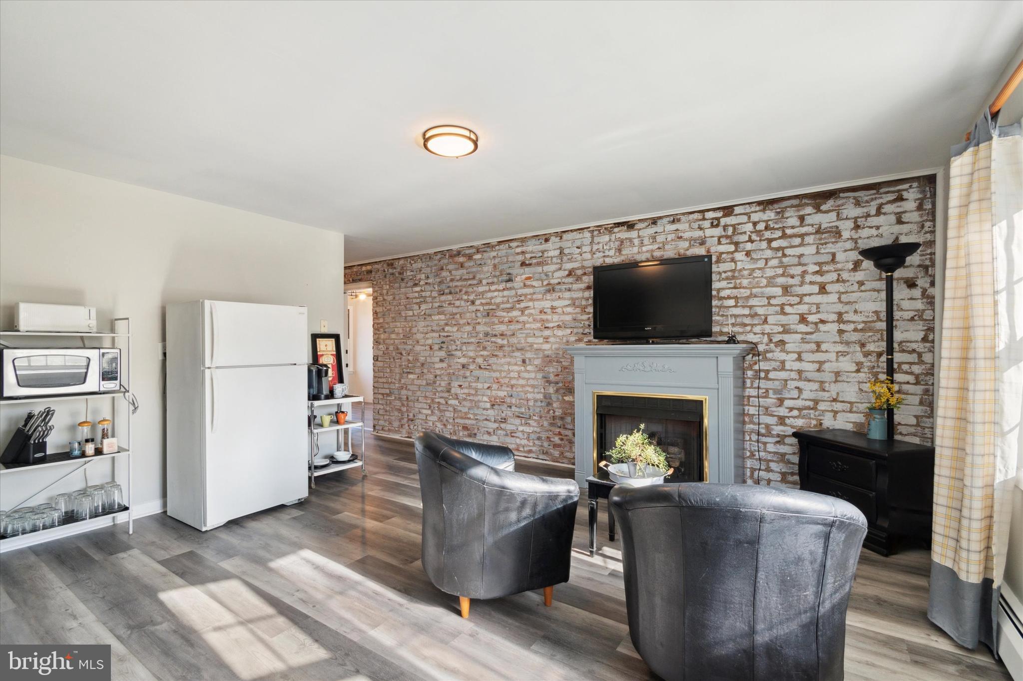 NEWTOWN HGTS - Residential