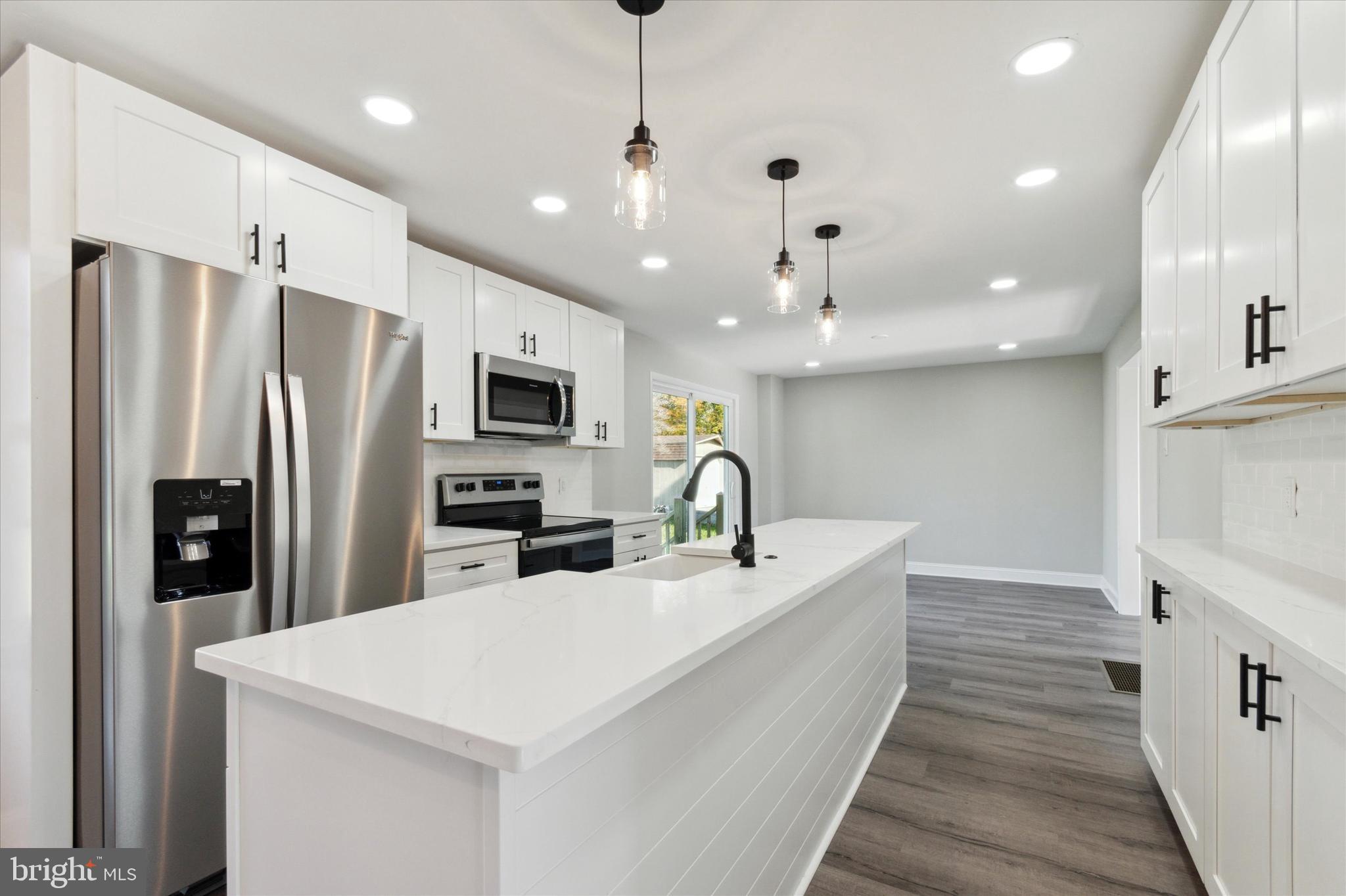 NEWTOWN HGTS - Residential