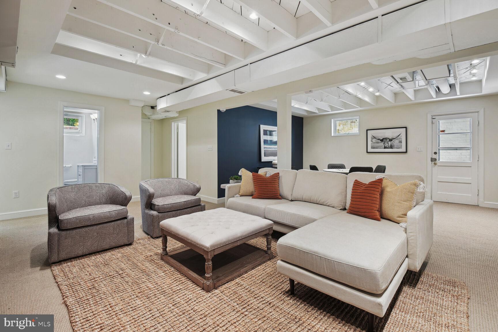 MASS AVE HILLS - Residential