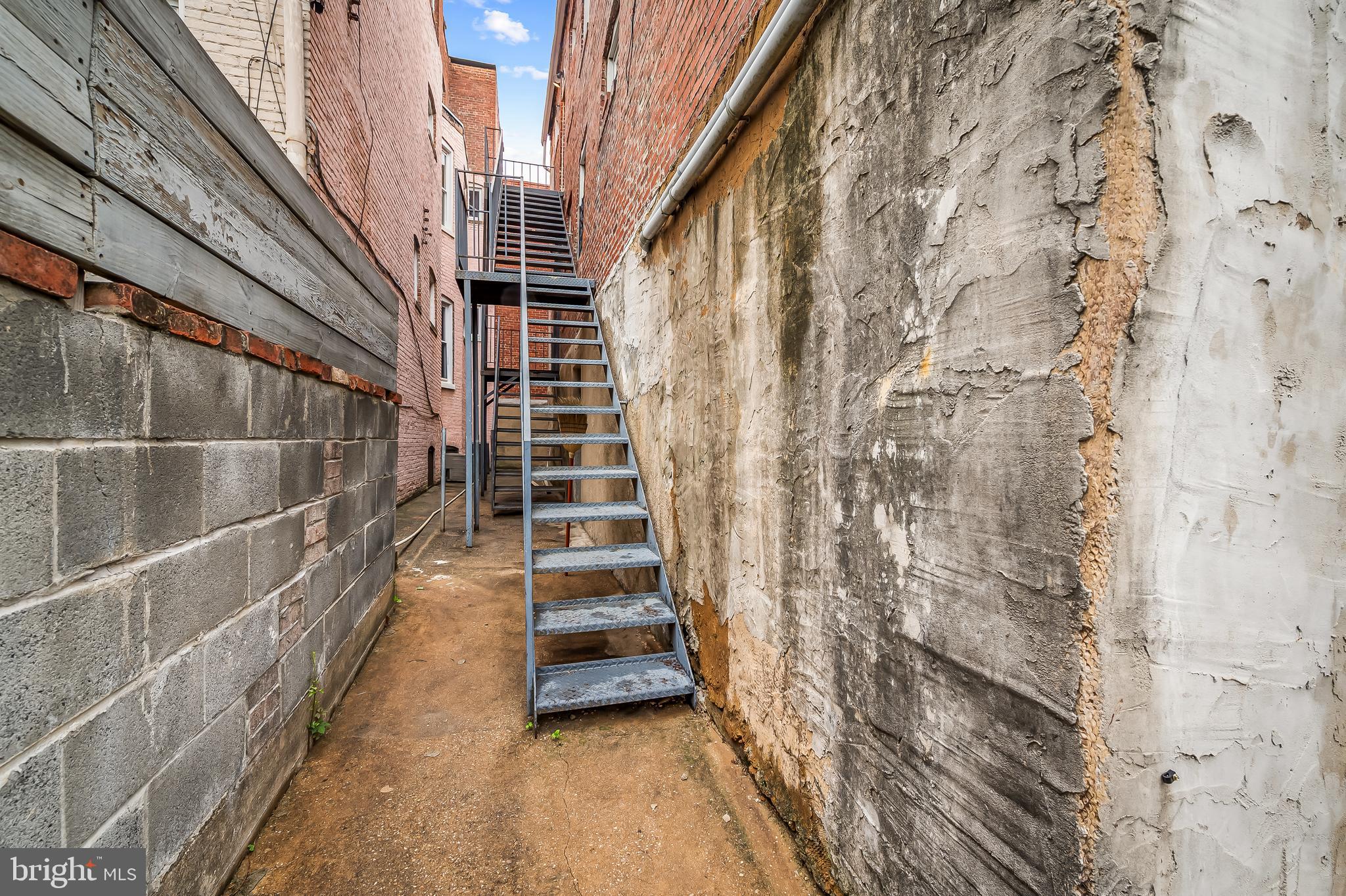 RESERVOIR HILL - Residential Income