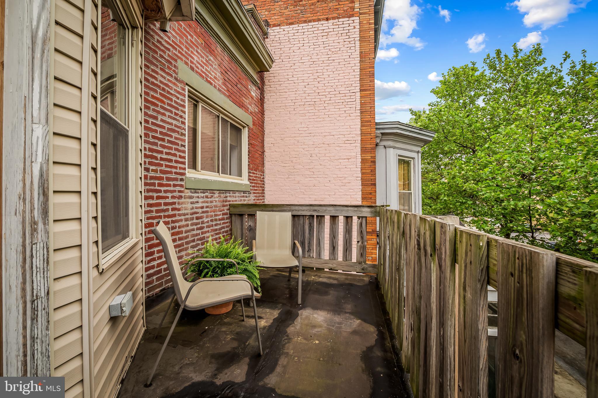 807 WHITELOCK STREET